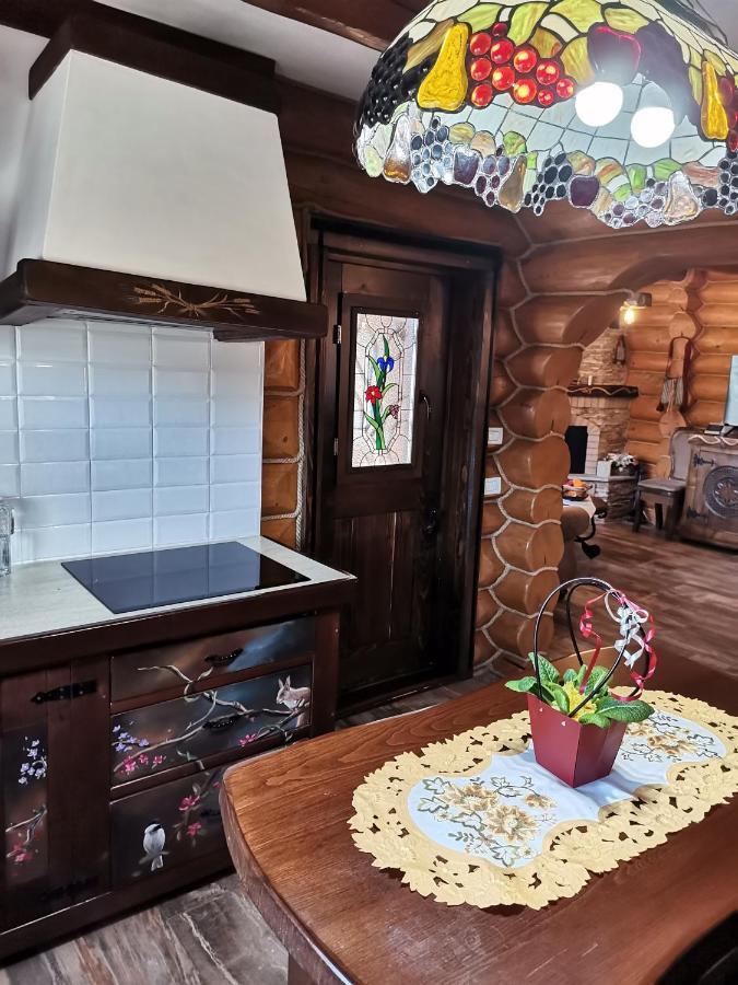 Casa De Poveste スチェヴィツァ エクステリア 写真